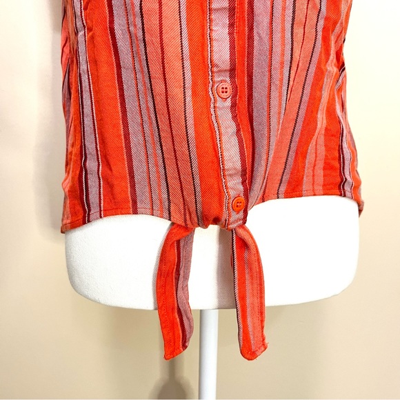Sanctuary Striped Front Tie Sleeveless Top - Picture 5 of 14